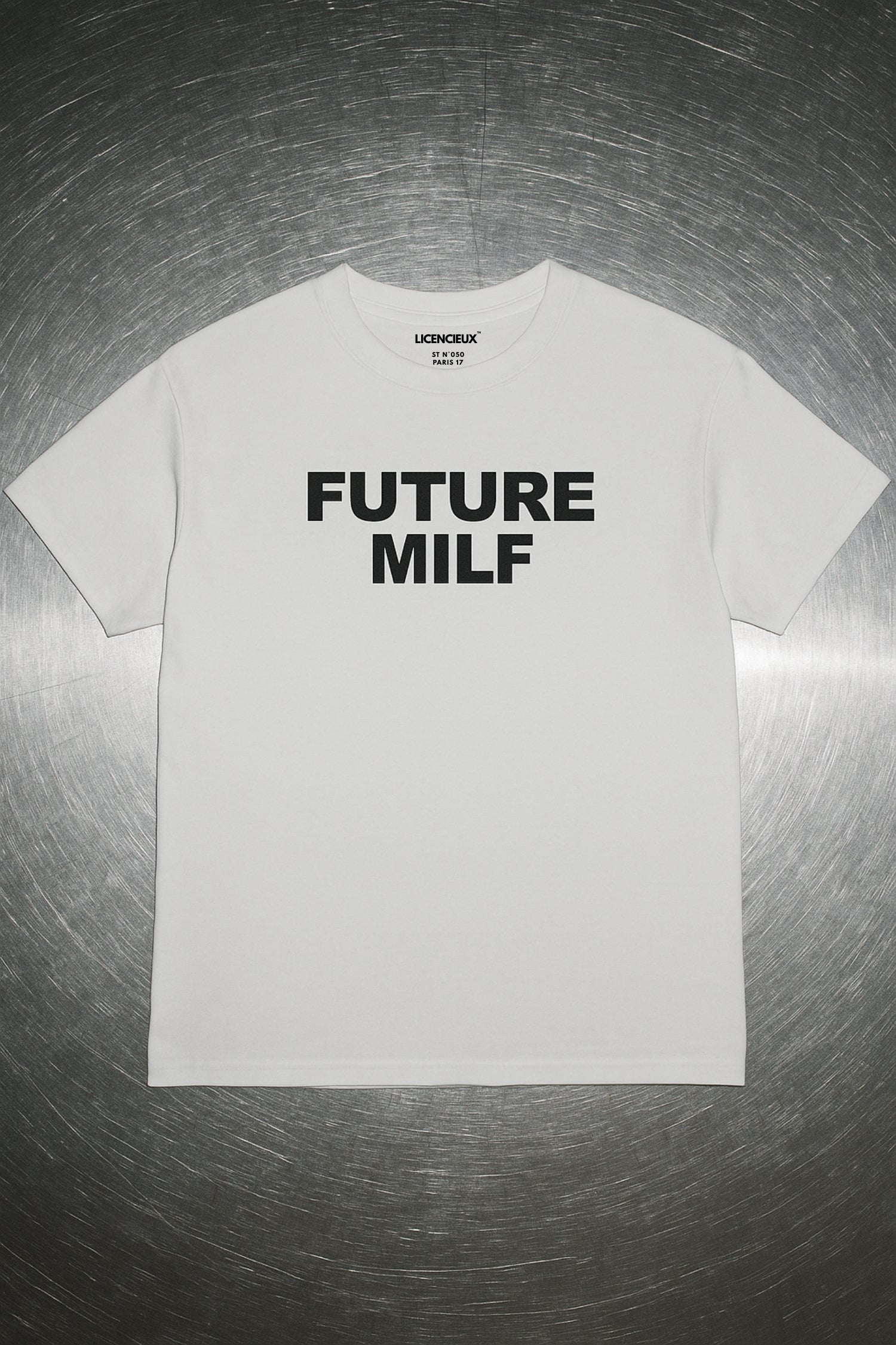 FUTURE MILF - TEE